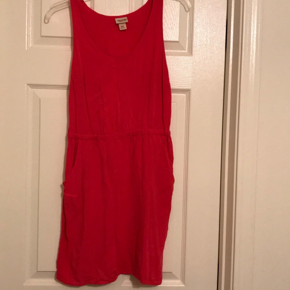 Mossimo Supply Co Pink Keyhole back dress